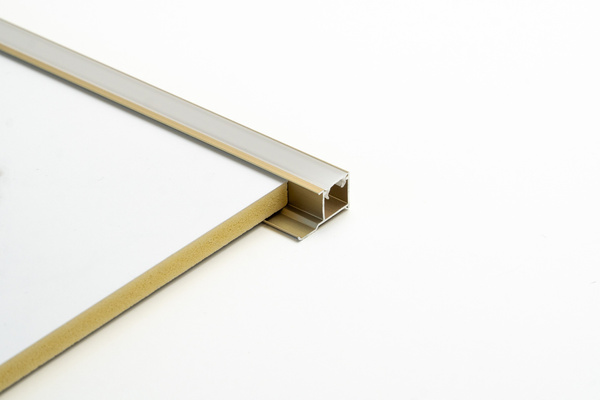 Prírodný dub Wotan - Prémiové 3D lamely - Dekoratívne akustické vertikálne stenové panely